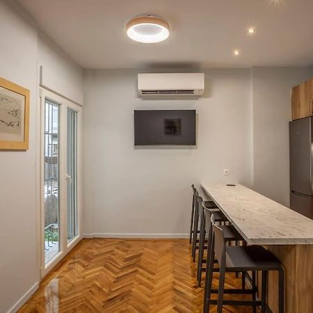 Karolou Ntil- Ground Floor Suite Солун Екстериор снимка
